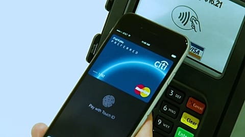 التحوُّل نحو خدمات مصرفية رقمية حصرية والعمليات السحابية في مستقبل قائم على التكنولوجيا