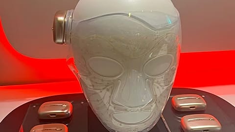 القناع الضوئي بتقنية "LED" من لوريال