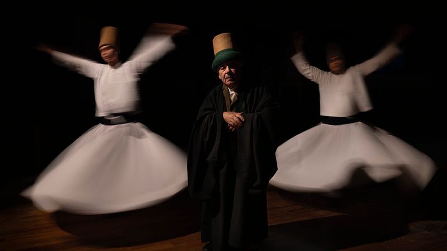 نال "Athanasios Maloukos" **لقب مصوّر السفر لعام 2025**.