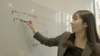كيف تحدث اليابان ثورة في الرعاية الصحية من خلال البيانات الوراثية المخصصة والعلاج الموجه بالإكسوسوم