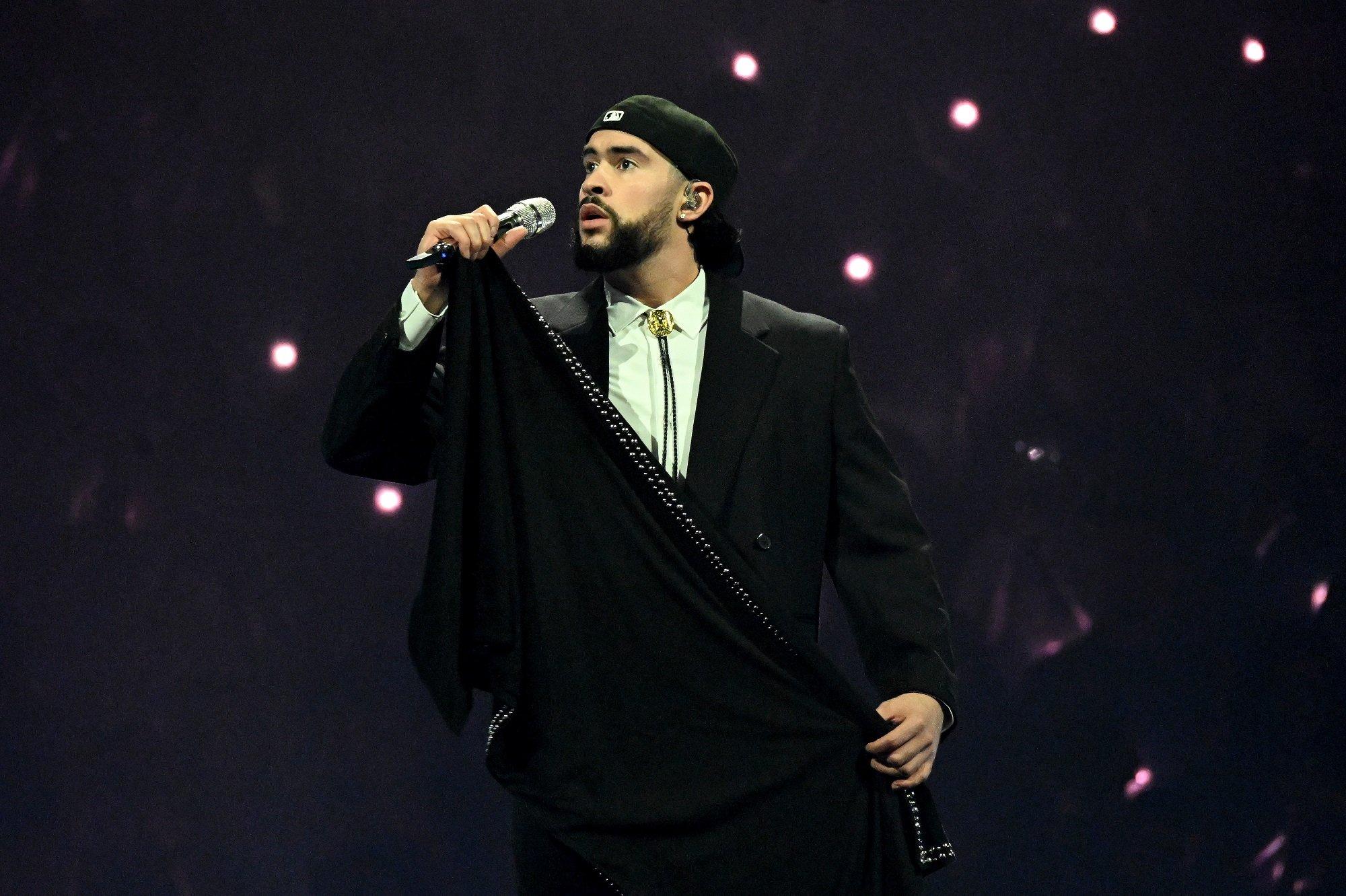 Takeaways From Bad Bunny’s 'Debí Tirar Más Fotos'