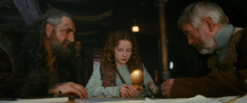 Jim Carter, Tom Courtenay, and Dakota Blue Richards in The Golden Compass (2007)