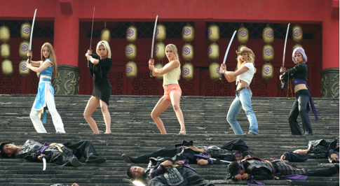 Jaime Pressly, Sarah Carter, Natassia Malthe, Holly Valance, and Devon Aoki in DOA: Dead or Alive (2006)