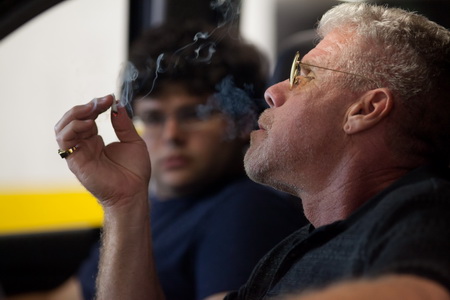 Ron Perlman and Jonathan Daniel Brown in Kid Cannabis (2014)