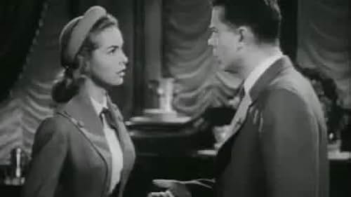 An Italian opera singer (Ezio Pinza) has a marriage of convenience with an innocent fan (Janet Leigh) from Mississippi.