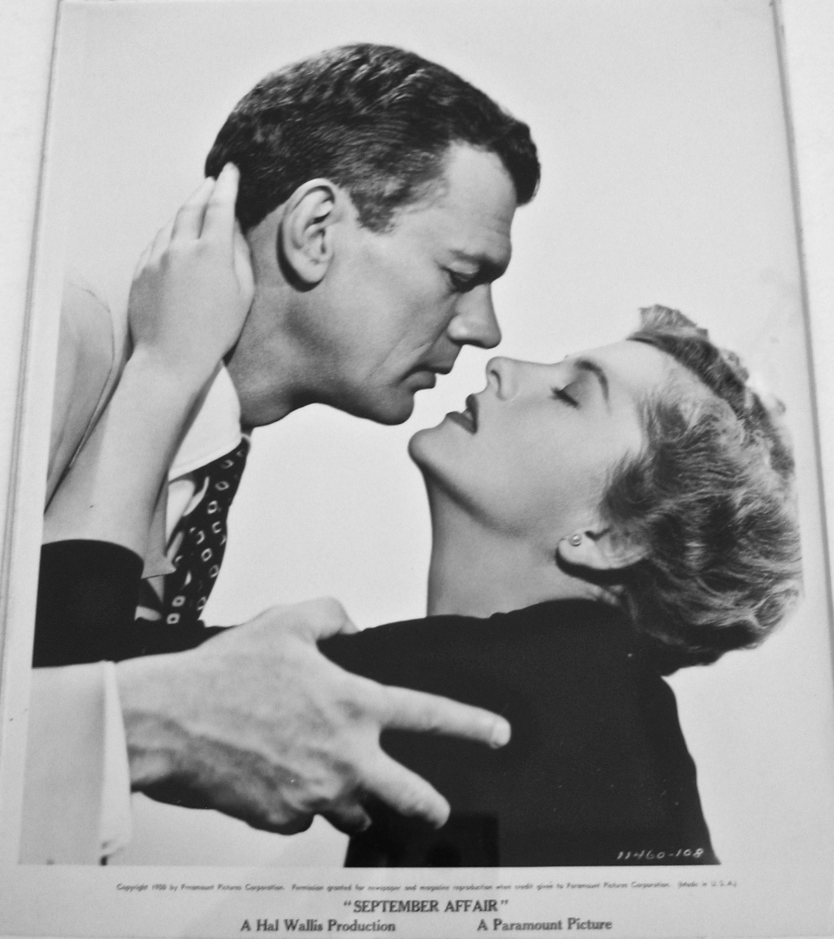 Joan Fontaine and Joseph Cotten in September Affair (1950)