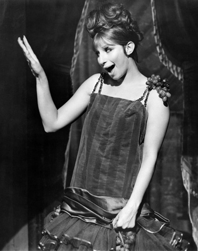 Barbra Streisand in Funny Girl: Chica rara (1968)