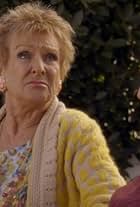 Cloris Leachman and Jerry Van Dyke in Raising Hope (2010)