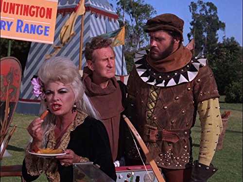 Loren Ewing, Barbara Nichols, and Doodles Weaver in Batman (1966)