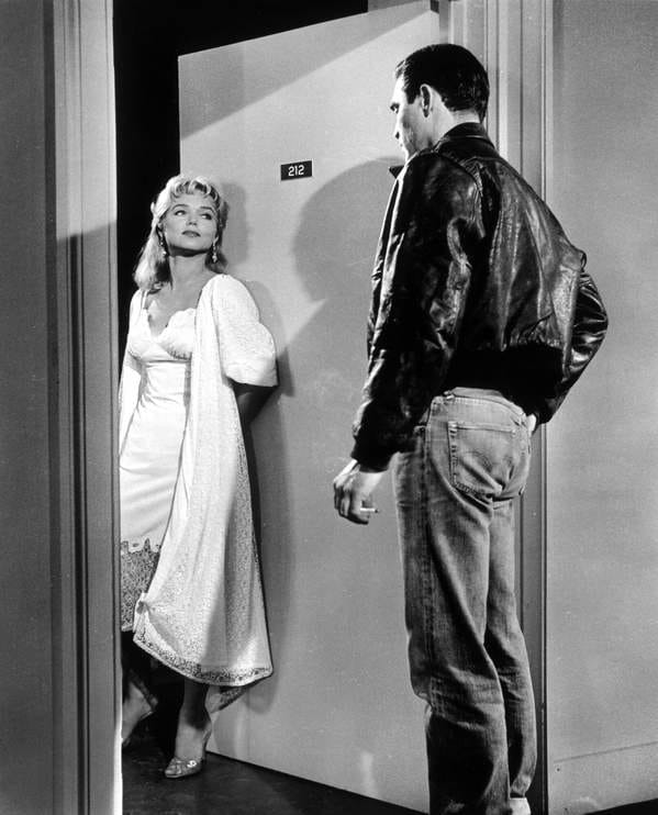 Steve Cochran and Yvette Vickers in I Mobster (1959)