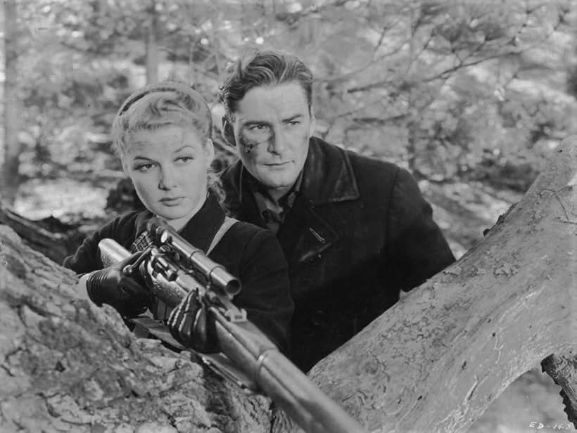 Errol Flynn and Ann Sheridan in Edge of Darkness (1943)