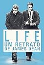 Robert Pattinson and Dane DeHaan in Life: Um Retrato de James Dean (2015)