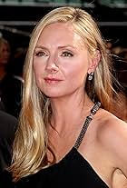 Hope Davis