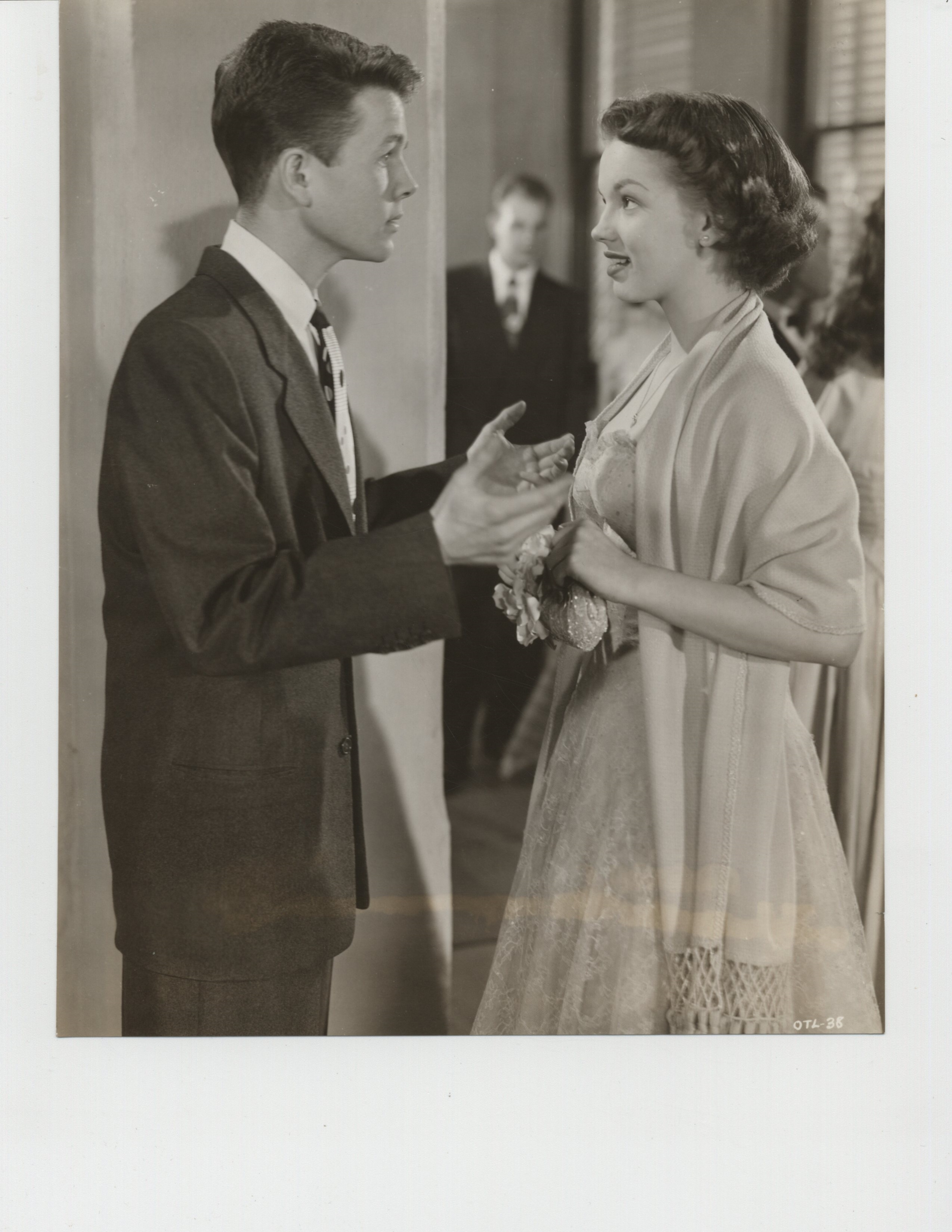 Robert Arthur and Joan Evans in On the Loose (1951)