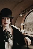 Scarlet Rivera in Rolling Thunder Revue (2019)