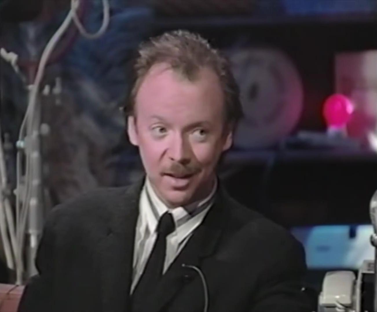 Bud Cort in Show 104 (1989)