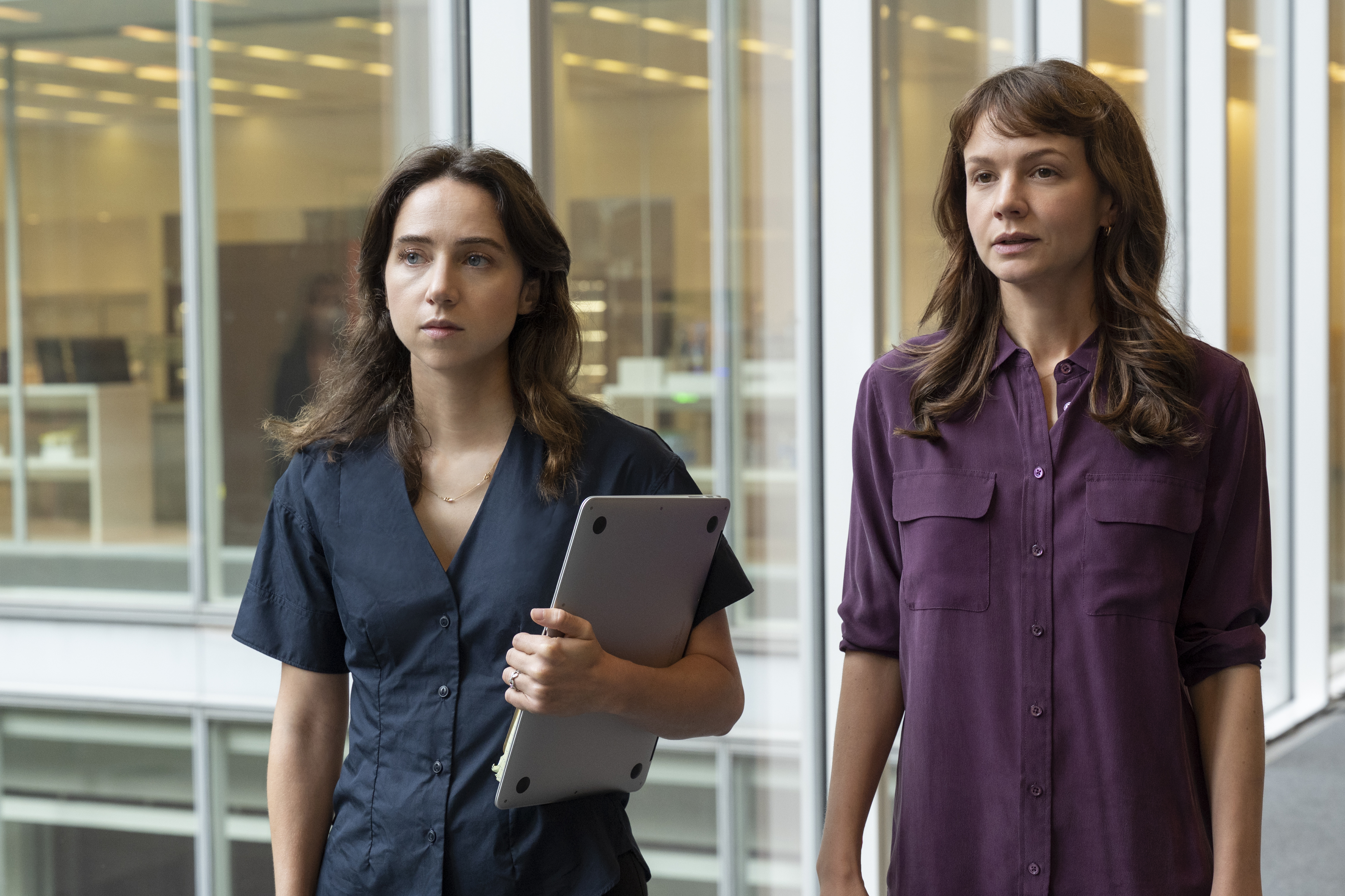 Zoe Kazan and Carey Mulligan in She Said (2022)