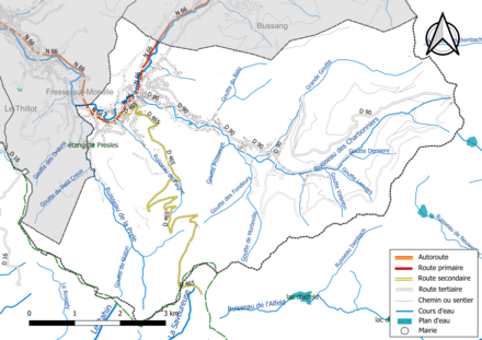 Carte en couleur présentant le réseau hydrographique de la commune