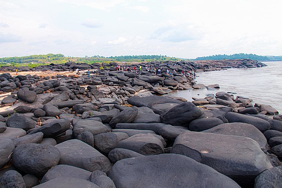 Congo River to Mbudi-Kinshasa Photograph: User:Leon Bilili