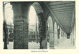 Des arcades, même brochure.