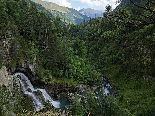 Gorgues Galantes, Posets–Maladeta Natural Park. Photograph: Isidro Jabato