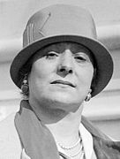 Helena Rubinstein.