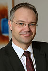 Klaus Tschütscher's official prime minister photograph, 2009.