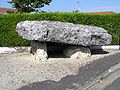 Dolmen, rue de la Pierre-Levée.