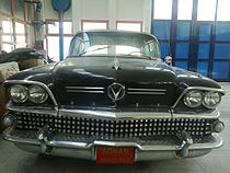 Adnan Menderes'in 1958 model Buick Roadmaster 75 serisi makam aracı.