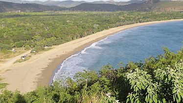 Roche percée beach