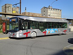 Autobus Heuliez GX 327 BHNS du réseau de bus TICE à la gare de Ris-Orangis, en mars 2011.