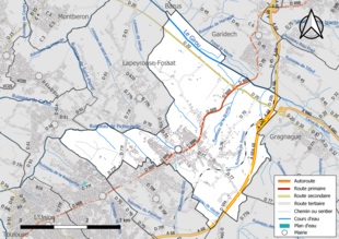 Carte en couleur présentant le réseau hydrographique de la commune