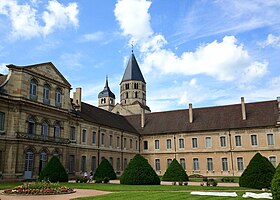 L'abbaye Saint-Pierre-et-Saint-Paul de Cluny.