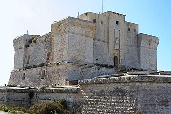 La torre di San Luciano, che impedì agli ottomani di sbarcare presso la baia di Marsa Scirocco