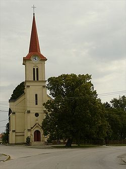 Cserfalu római katolikus temploma