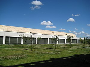 Pavillon des archives de l'IMEC relié par un tunnel à la bibliothèque.