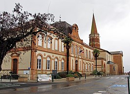 Gemeentehuis en kerk