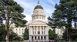 Sacramento,-California---State-Capitol (cropped)