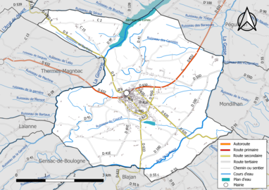 Carte en couleur présentant le réseau hydrographique de la commune