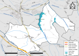 Carte en couleur présentant le réseau hydrographique de la commune