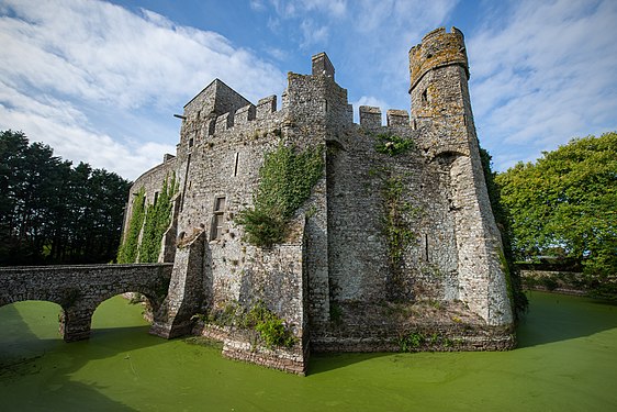 Castle of Pirou Photographer: Selbymay