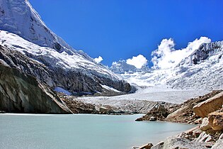 Artesonraju, Peru