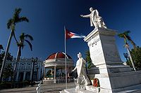 Het Parque Marti in Cienfuegos