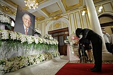 President Tsai Ing-wen paying tribute