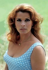 Senta Berger.