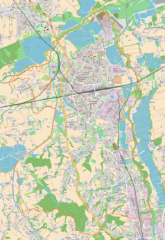 Mapa konturowa Czechowic-Dziedzic, blisko centrum u góry znajduje się punkt z opisem „Dziedzice”