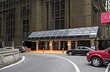 The hotel's taxi stand on the Park Avenue Viaduct