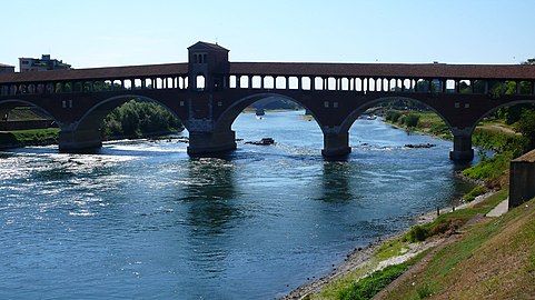 Ar Ponte Coperto, pont kozh goloet eus ar Grennamzer, adsavet e 1950 goude ur vombezadeg