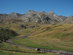 Vue sur un paysage de haute montagne.