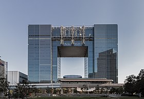 本社が入るテレコムセンタービル